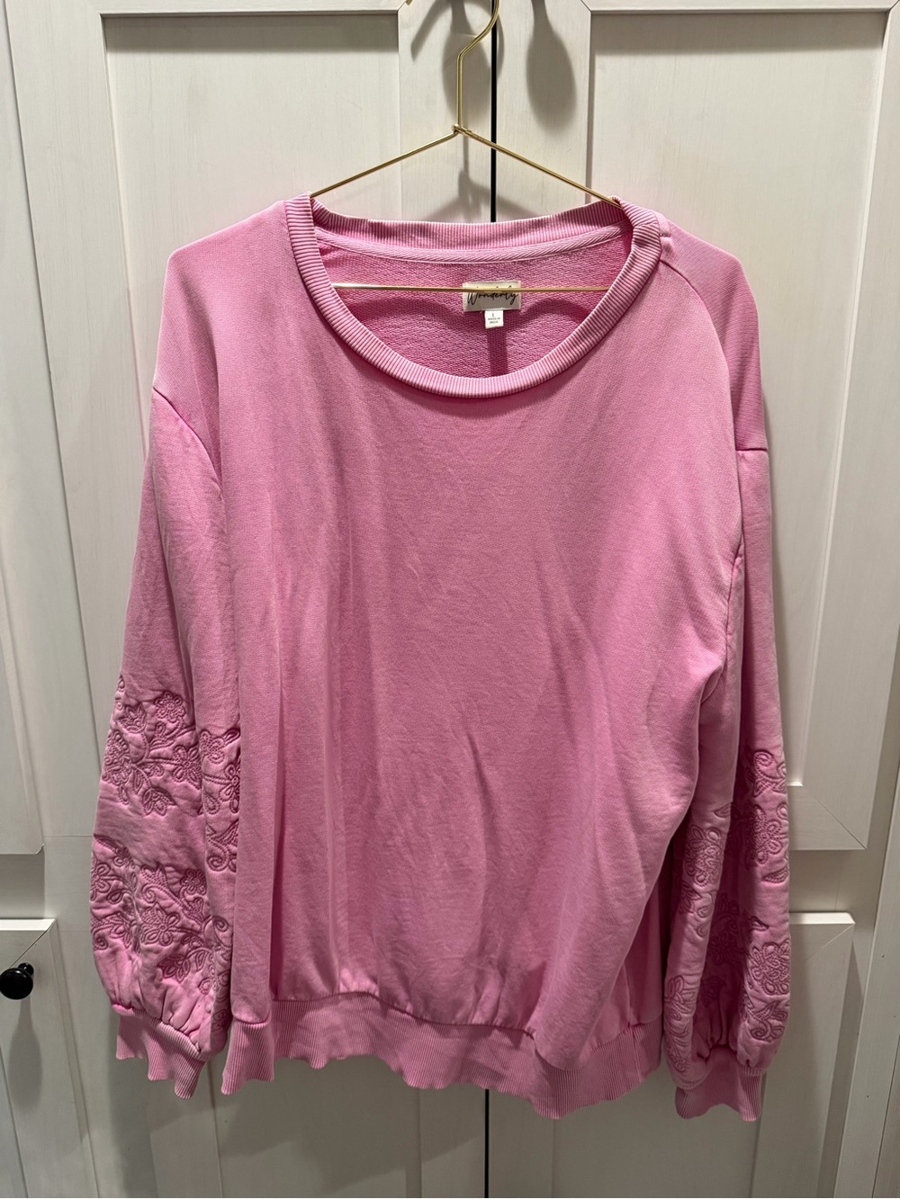 Wonderly Pink Embroidered Sleeve Crewneck Sweatshirt